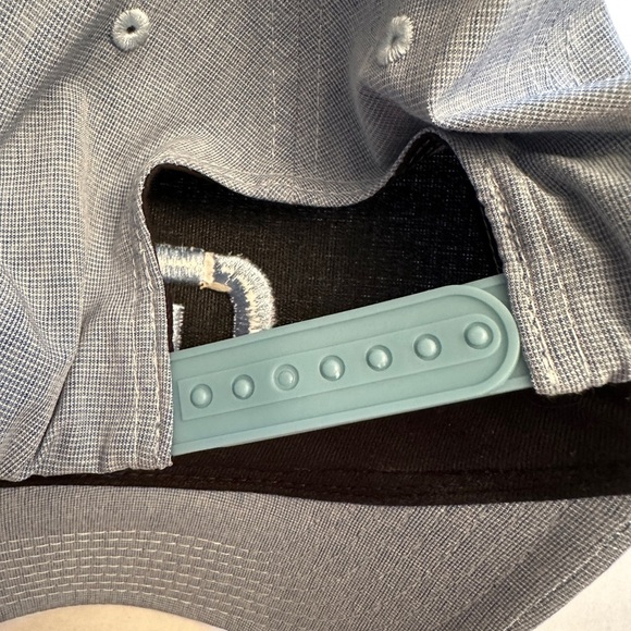 Travis Mathew Logo Golf Hat Snapback One Size Light Blue Hat Embroidered Logo - Picture 6 of 6